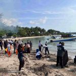Lanal Dabo Singkep Gelar Aksi Bersih Pantai Dalam Program “Pantai Bersih” di Pantai Sekop