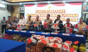 Lima Pengoplos Gas Bersubsidi Diciduk di Tanjung Priok, Ribuan Tabung Disita Polisi