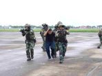 KOPASKA TNI AL PASTIKAN KEAMANAN OBJEK VITAL NASIONAL DENGAN LATIHAN ANTI PEMBAJAKAN PESAWAT