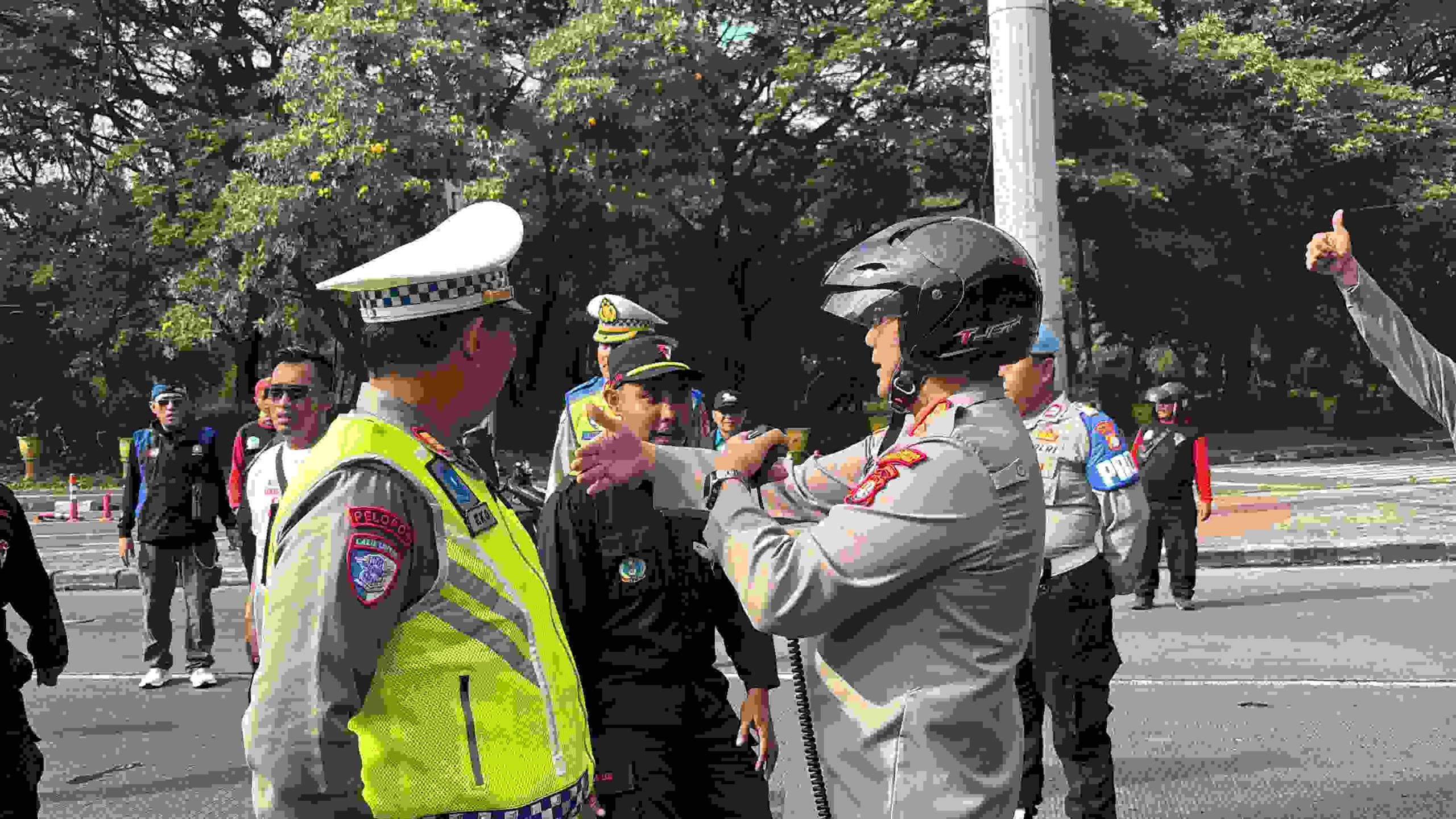 Kapolres Metro Jakut Pastikan Keberangkatan 12.989 Buruh ke Aksi May Day Berjalan Aman