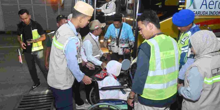 Lanud Sjamsudin Noor Hadir di Tengah Jamaah, Mengawal Keberangkatan Haji dengan Sepenuh Hati