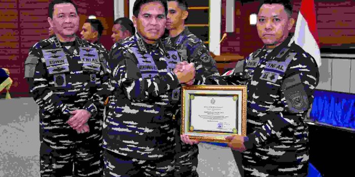 Prajurit Lanal Bintan Terima Penghargaan Kasal Atas Keberhasilan Gagalkan Penyelundupan Narkotika