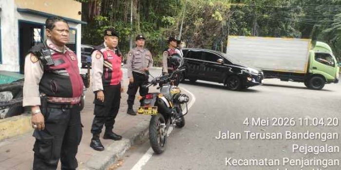 Penyekatan Anarko di Jembatan Tiga Raya, Polsek Metro Penjaringan Pastikan Situasi Aman dan Kondusif