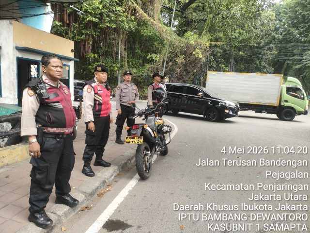 Penyekatan Anarko di Jembatan Tiga Raya, Polsek Metro Penjaringan Pastikan Situasi Aman dan Kondusif