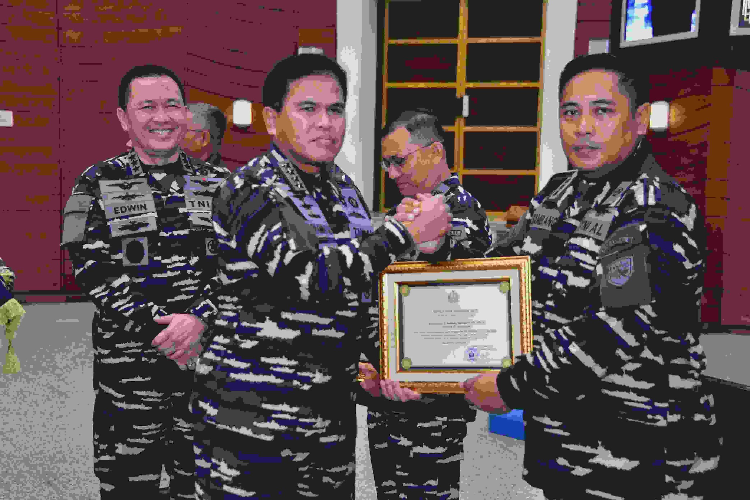 DANKODAERAL III HADIRI APEL KOMANDAN SATUAN TNI AL 2026 SECARA VIRTUAL, SEJUMLAH KOMANDAN SATUAN RAIH PENGHARGAAN KASAL