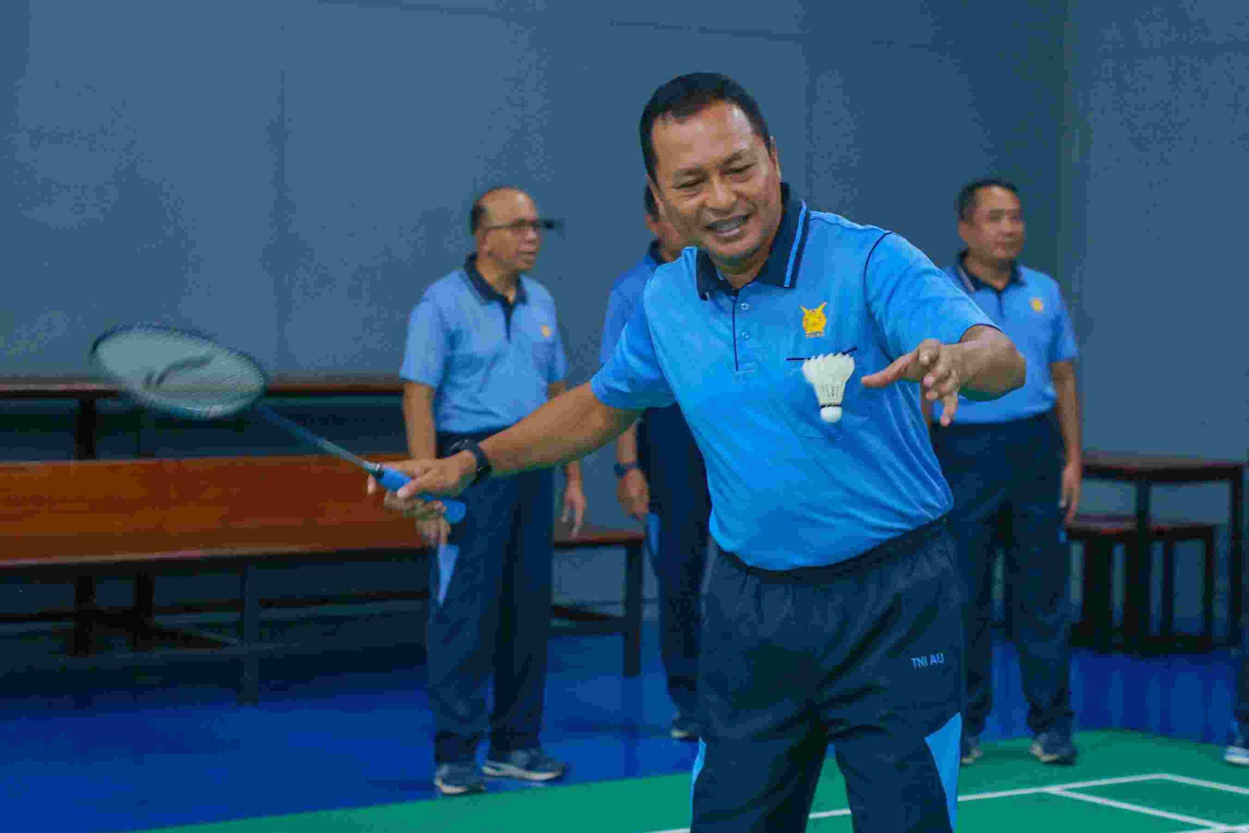 Perkuat Pembinaan Olahraga, Kasau Resmikan GOR Badminton PBAU