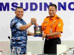 Sinergi Tanpa Batas, Kabasarnas Beri Penghargaan Khusus untuk Lanud Sjamsudin Noor