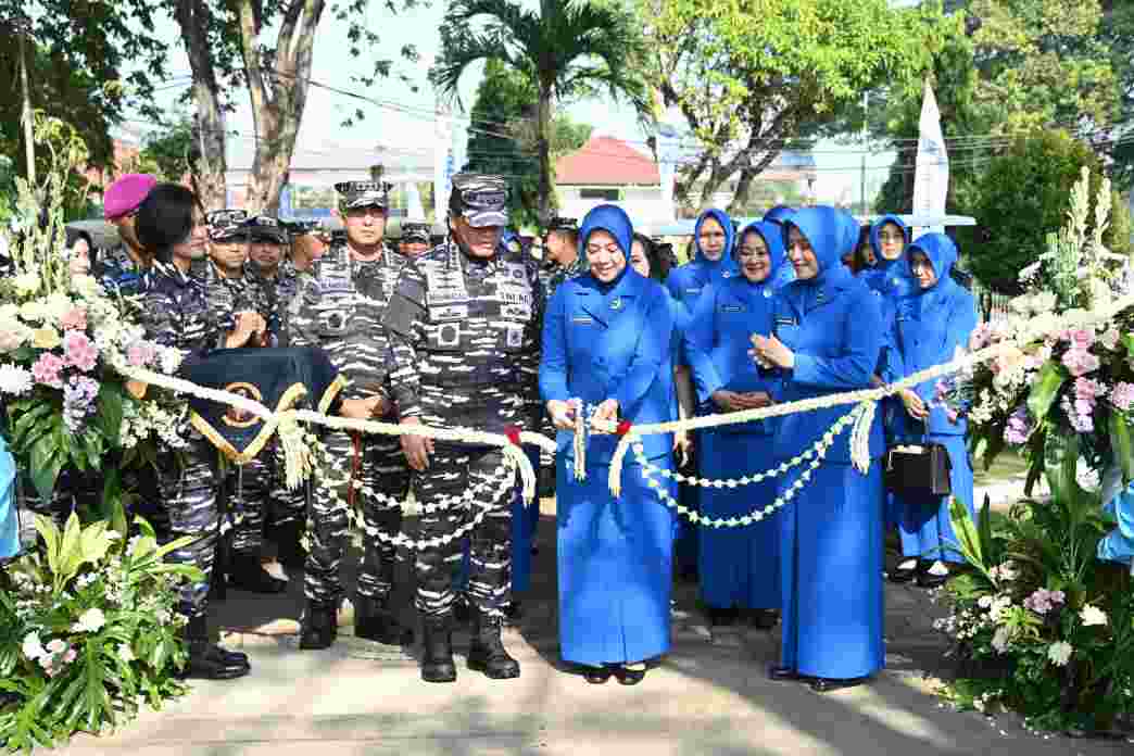DANKODAERAL III HADIRI TASYAKURAN HARDIKAL