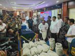TNI AL PERKETAT PENEGAKAN HUKUM, DISTRIBUSI ILEGAL PASIR TIMAH DAN BERBAGAI AKTIVITAS ILEGAL BERHASIL DIGAGALKAN