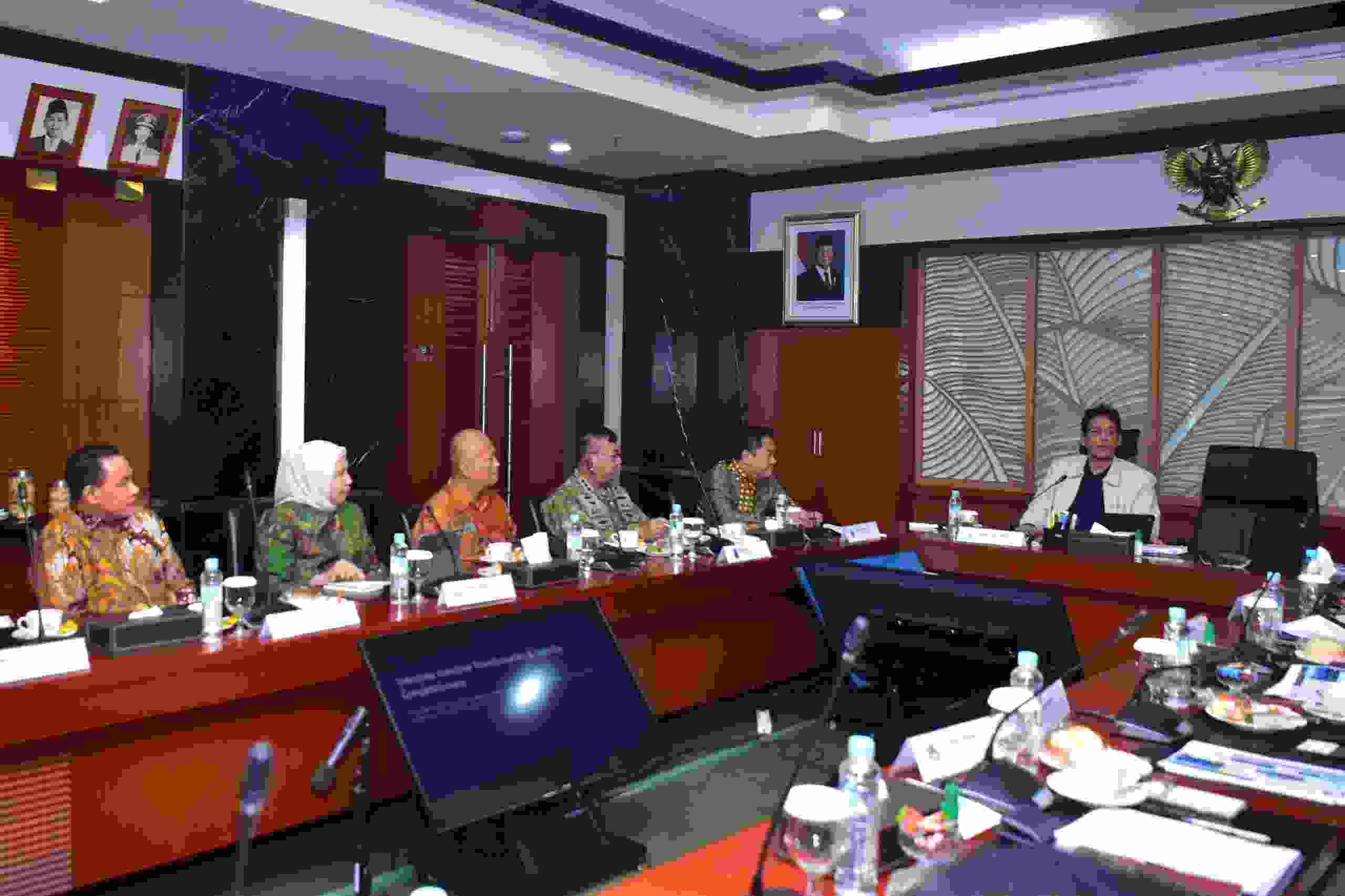 Danpushidrosal Hadiri Audiensi Asosiasi pelaku usaha logistik Indonesia dengan Menteri Keuangan RI