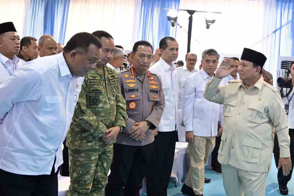 Panglima TNI Dampingi Presiden RI Pada Kegiatan Penyerahan Hasil Kerja Satgas PKH