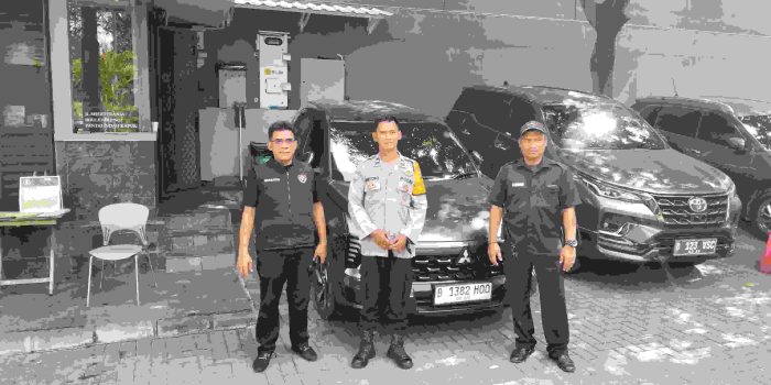 POLSEK METRO PENJARINGAN PERKETAT PENGAMANAN IBADAH KENAIKAN YESUS KRISTUS, RIBUAN JEMAAT BERIBADAH KHIDMAT DAN AMAN