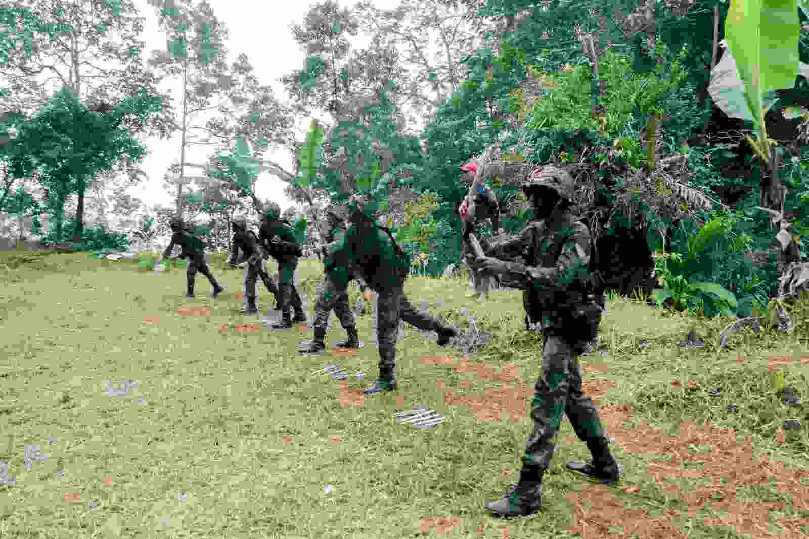 How to Fight” Tempa Ketangguhan Siswa Komando Angkatan ke-49 di Medan Gunung Hutan