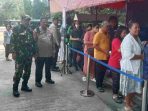 Polsek Metro Penjaringan Monitoring dan Amankan Bakti Sosial Pembagian 600 Paket Sembako di Wihara Satria Dharma Polsek Metro Penjaringan Monitoring dan Amankan Bakti Sosial Pembagian 600 Paket Sembako di Wihara Satria Dharma