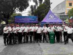 Dukung Program Kapolda, Polsek Koja Gelar Apel dan Aksi Bersih-Bersih Lingkungan