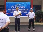 POLSEK METRO PENJARINGAN CANANGKAN “JAGA JAKARTA BERSIH DAN ASRI”, ANGGOTA LANJUT KERJA BAKTI DI LINGKUNGAN MAPOLSEK