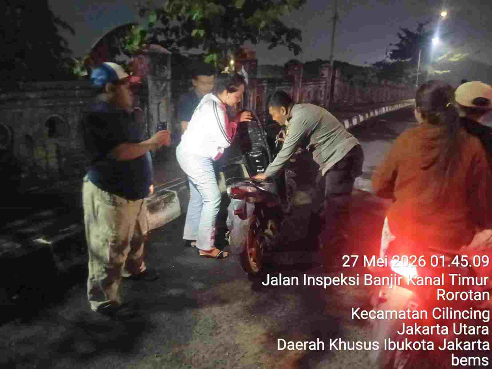 Jaga Jakarta+ Digencarkan, Polsek Cilincing Gelar Patroli KRYD dan Razia Stasioner Antisipasi Tawuran hingga Kejahatan Jalanan