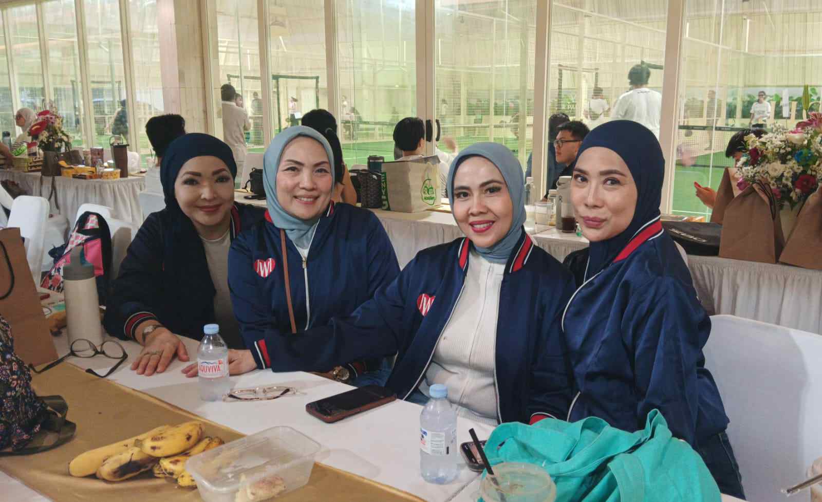 JWL Rayakan HUT ke-17 dengan Turnamen Padel Charity dan Bazaar UMKM untuk Pembangunan Rumah Pintar di Banten