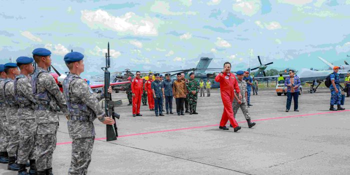 Jupiter Aerobatic Team Tampil pada HUT ke-65 RBAF di Brunei Darussalam