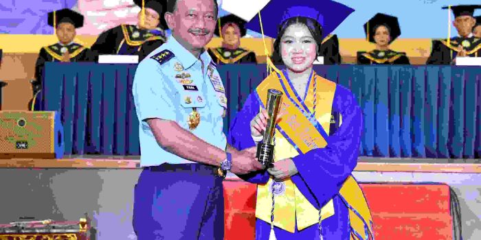 Wakasau Hadiri Wisuda SMA Pradita Dirgantara, Cetak 101 Lulusan “Vargashera” Generasi Unggul Bangsa yang Berkarakter
