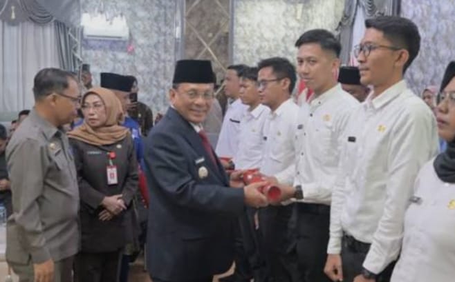ETOS : Dynasti Kekuasaan Di Rokan Hilir Adalah Cikal Bakal Kerajaan Kecil DiDaerah Dibentuk, Harus Kita Pangkas Gaya ini!!!