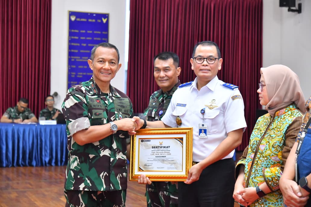 Pasis Sekkau A-118 Gelar Forum Ilmiah Bahas _Safety Management System_ untuk Alpalhankam Modern