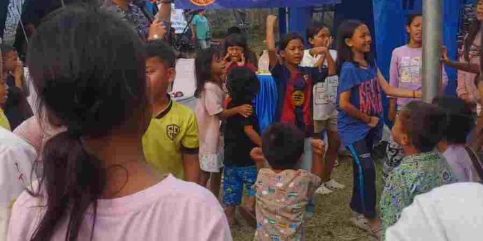 BAKTI PRAJURIT KODAERAL III DALAM UPAYA BERIKAN TRAUMA HEALING BAGI KORBAN KEBAKARAN KEMAYORAN