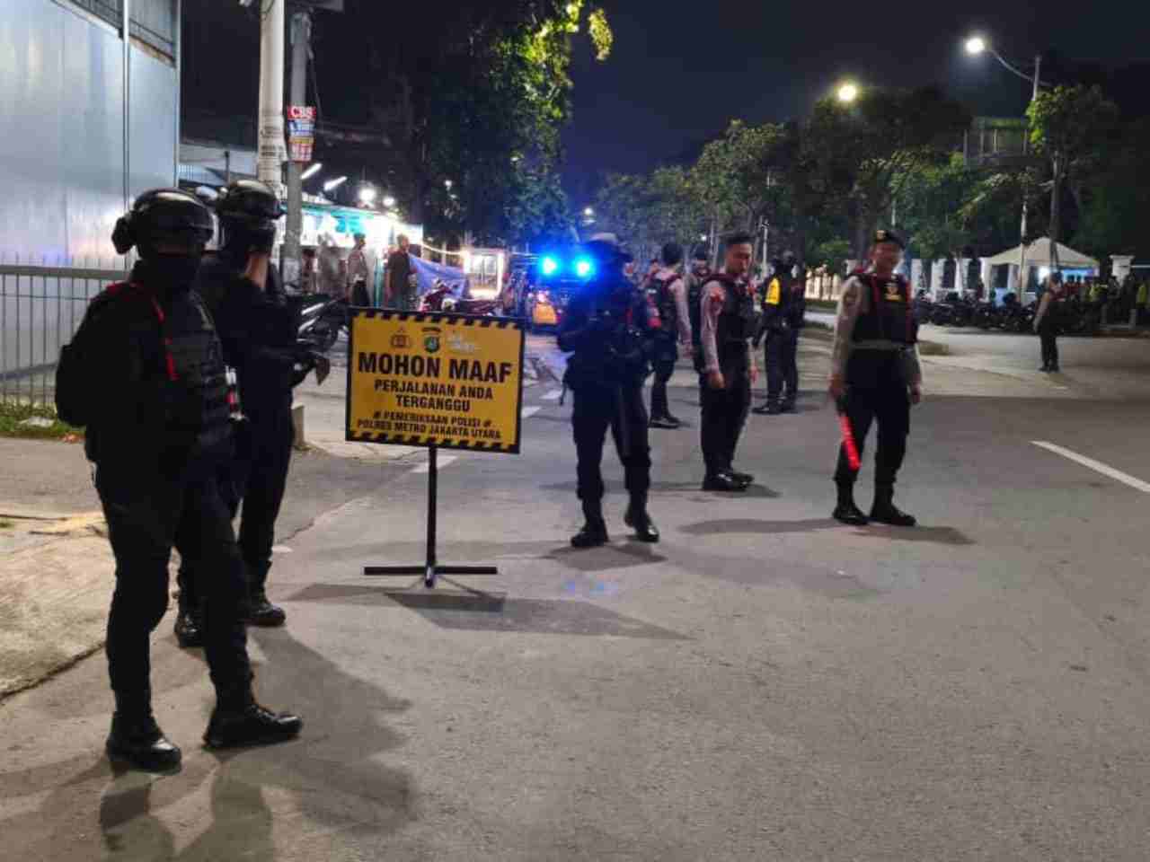 Patroli Brimob PMJ dan Polres Amankan 3 Terduga Pengguna Sabu Saat Patroli Dini Hari di Jakarta Utara