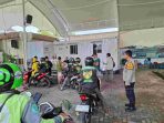 JUMAT PEDULI: 500 PENGEMUDI OJEK ONLINE TERIMA BANTUAN SEMBAKO DI MASJID AL QOHHAR PANTAI MUTIARA