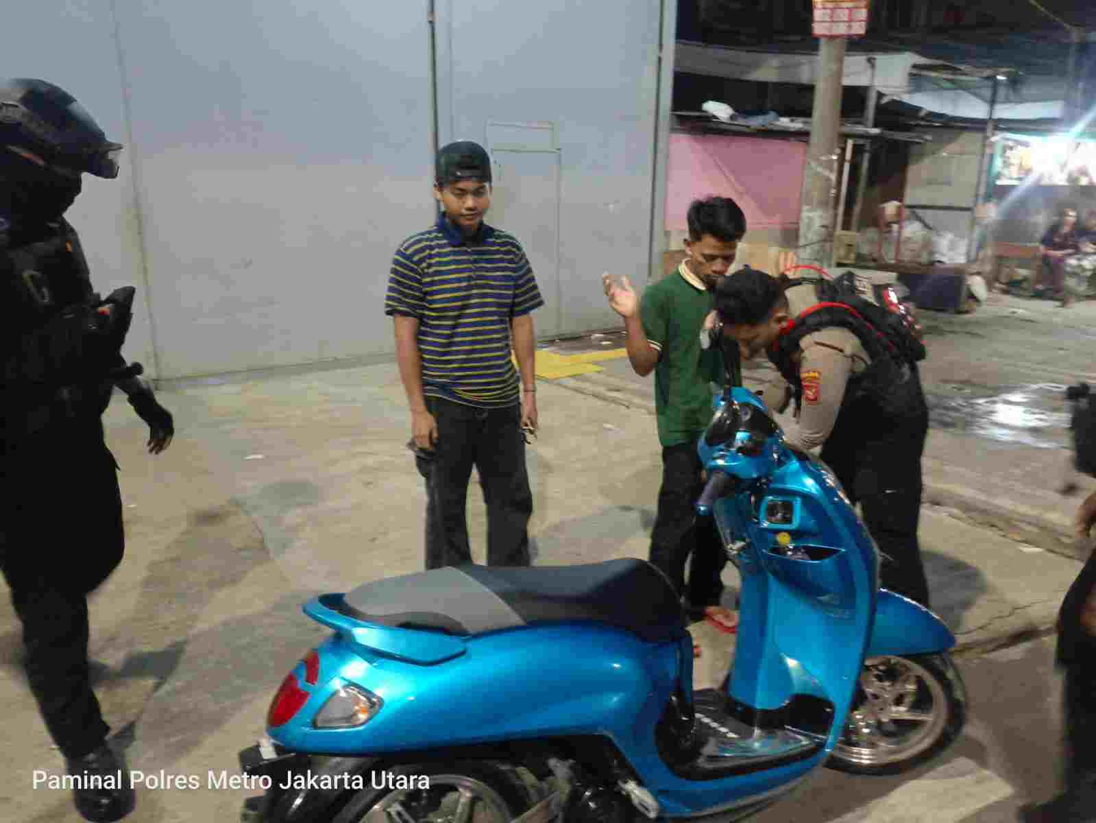 Polres Metro Jakarta Utara Gelar KRYD dan Razia Stasioner, Lima Orang Diamankan untuk Pemeriksaan