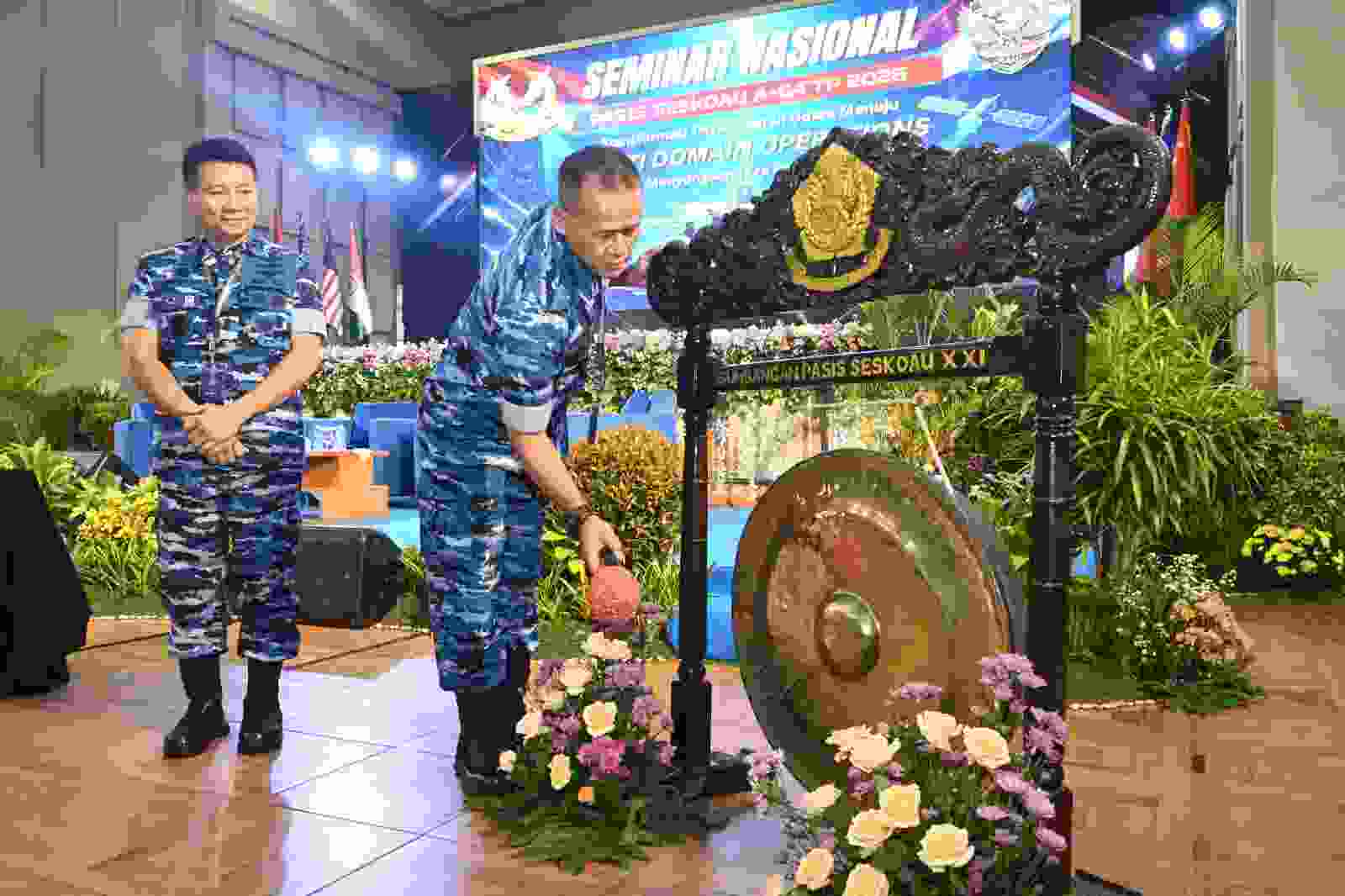 Pasis Seskoau A-64 TP 2026 Gelar Seminar Nasional Bahas Transformasi TNI AU Menuju Multi Domain Operations