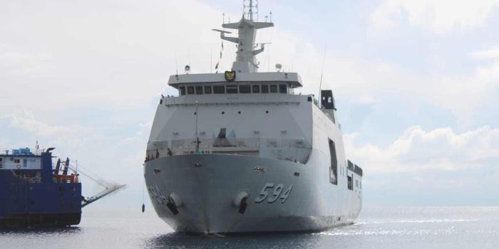 Danlanal Nias Pimpin Merplug Sambut KRI Semarang-594, Gelar “Open Ship” Edukasi Warga Nias