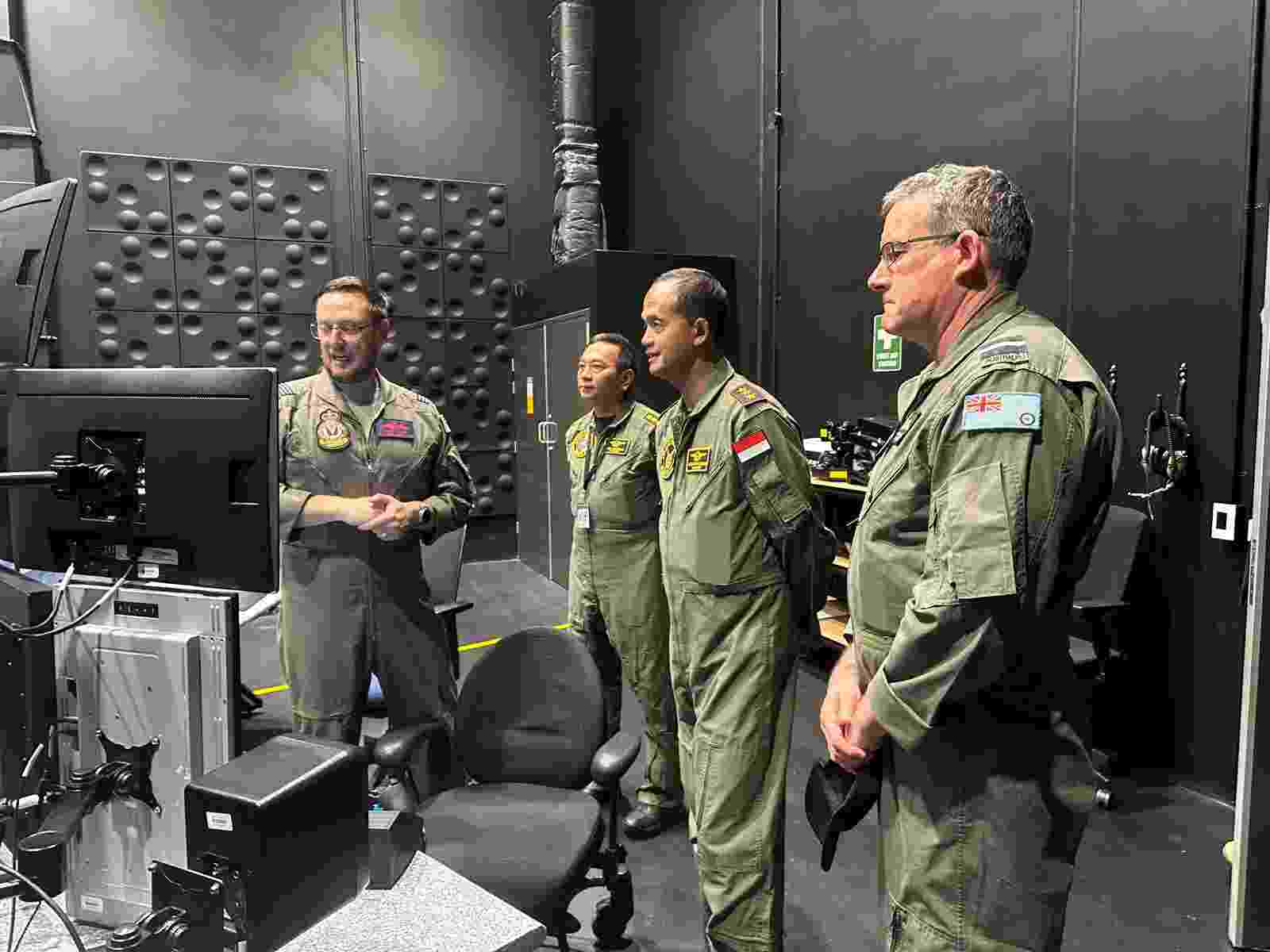 Tinjau Tata Kelola Pendidikan, Dankodiklatau Kunjungi Fasilitas Pendidikan RAAF