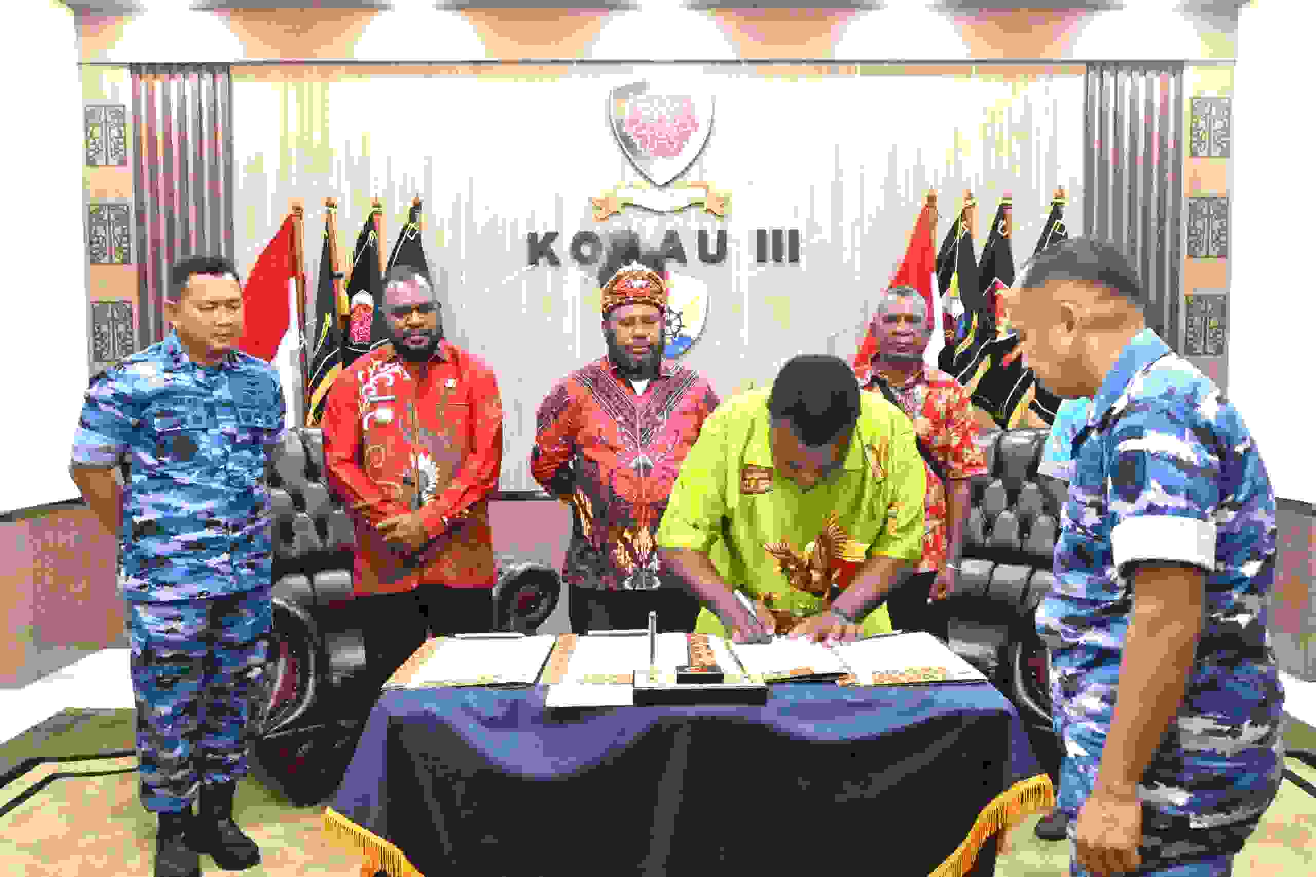TNI AU Terima Hibah Lahan dari Pemkab Manokwari Selatan untuk Perkuat Pertahanan Udara di Kawasan Timur Indonesia