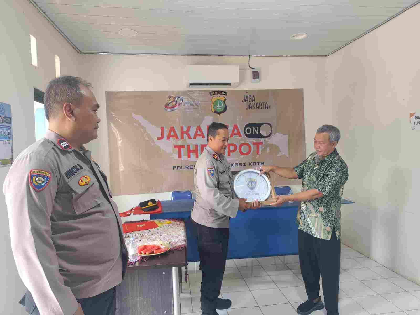 Polri Hadir Menyapa dan Mendengar Aspirasi Warga Melalui Program Jakarta On The Spot