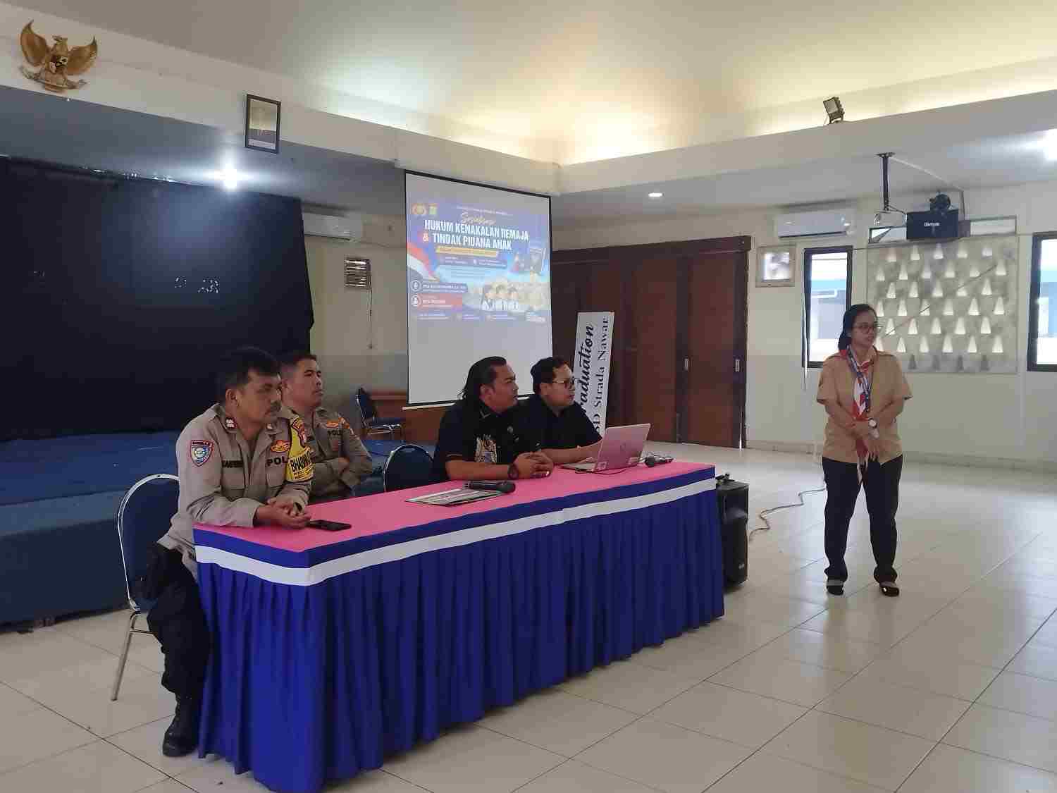 Program Jaga Bekasi On The Spot Sasar Sekolah, Kapolsek Jatisampurna Ajak Siswa Strada Nawar Bijak Bermedsos