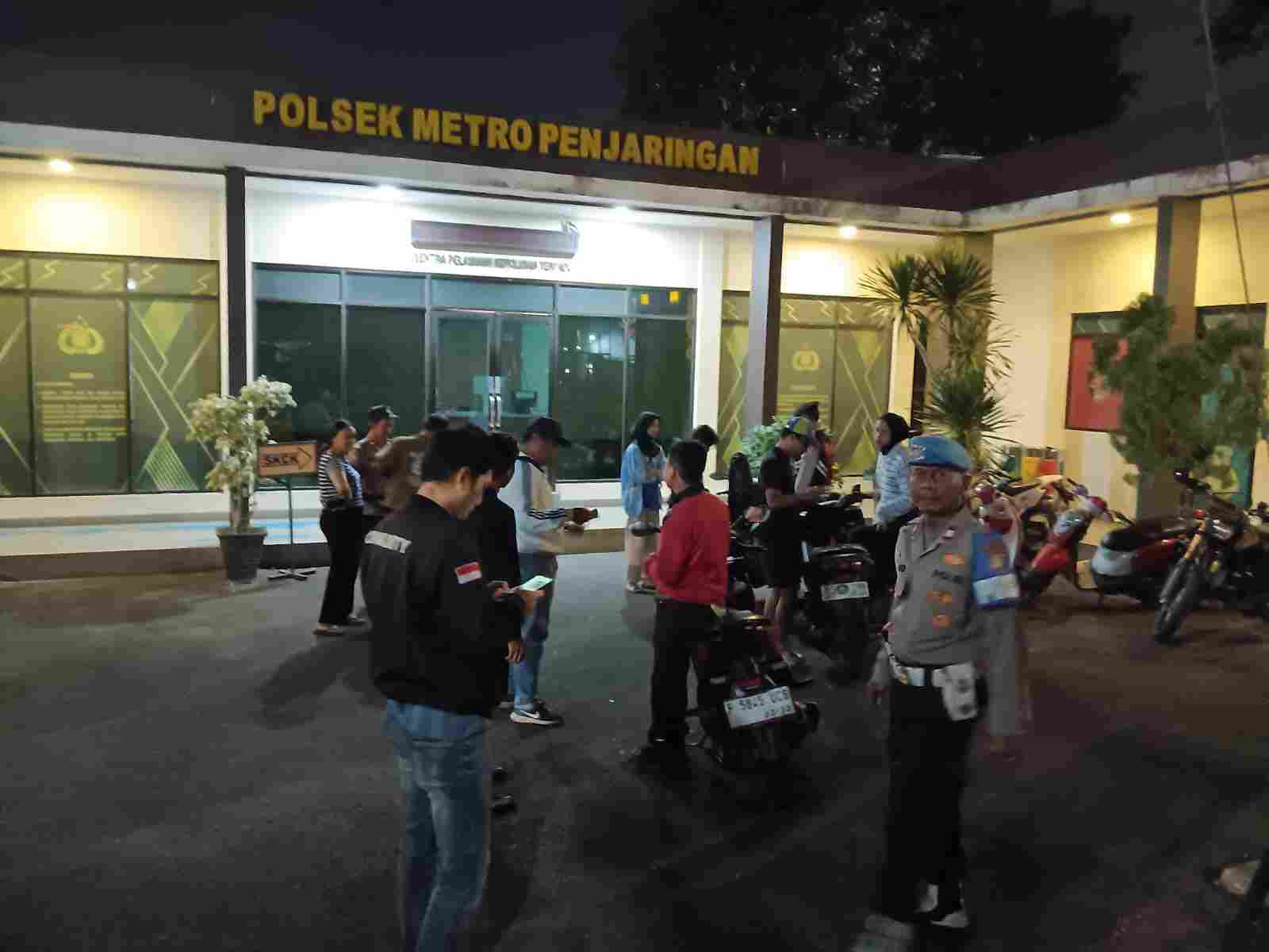 Jaga Jakarta, Jaga Lingkungan: Polsek Metro Penjaringan Amankan 12 Kendaraan dalam KRYD Antisipasi Tawuran dan Kejahatan Jalanan