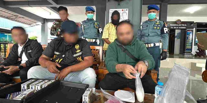 SELAMATKAN GENERASI BANGSA, TNI AL GAGALKAN PENYELUNDUPAN NARKOTIKA DI PERAIRAN KARIMUN