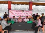Kapolsek Pondok Gede Salurkan Bantuan Sosial kepada Warga Kurang Mampu Melalui Program Jaga Jakarta On The Spot
