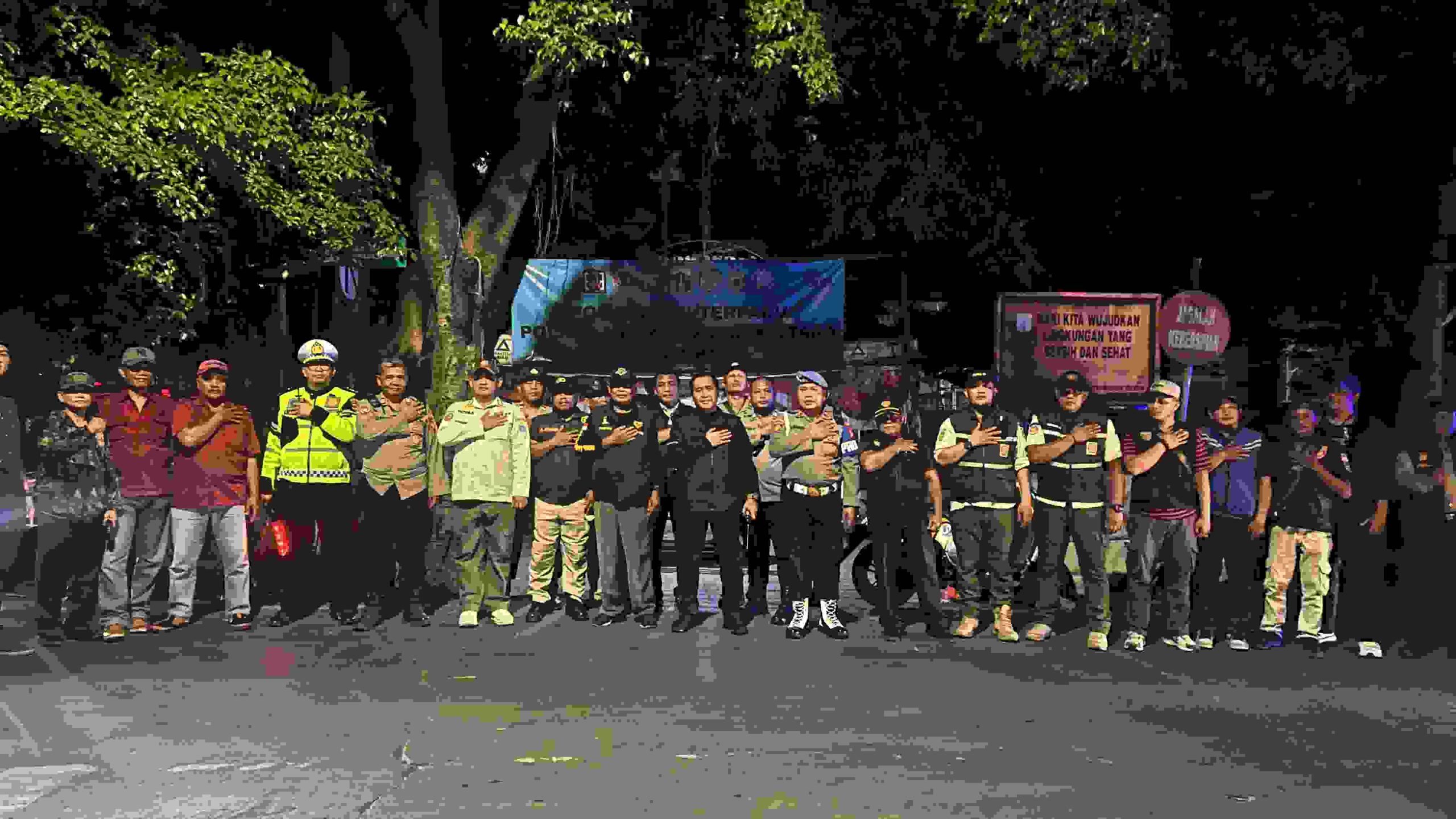 Jaga Jakarta dan Jaga Lingkungan, Polsek Koja Gelar Patroli Skala Besar Bersama Tiga Pilar
