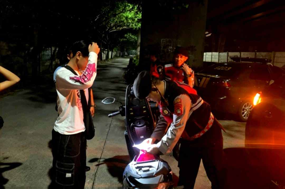 Polsek Bekasi Selatan Dukung Jakarta On The Spot, Patroli Cipta Kondisi Intensif Digelar Hingga Dini Hari