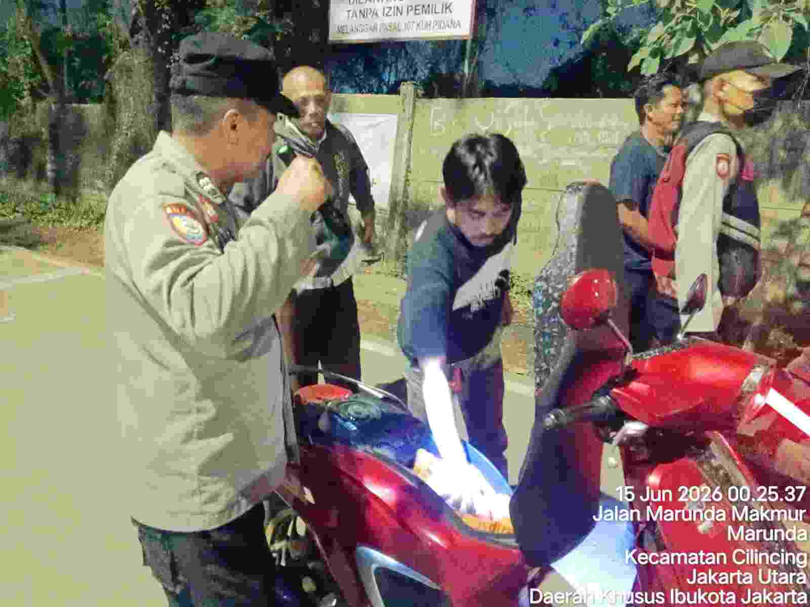 Cegah Tawuran dan Curanmor, Polsek Cilincing Gelar Razia Stasioner dan Patroli Mobile*