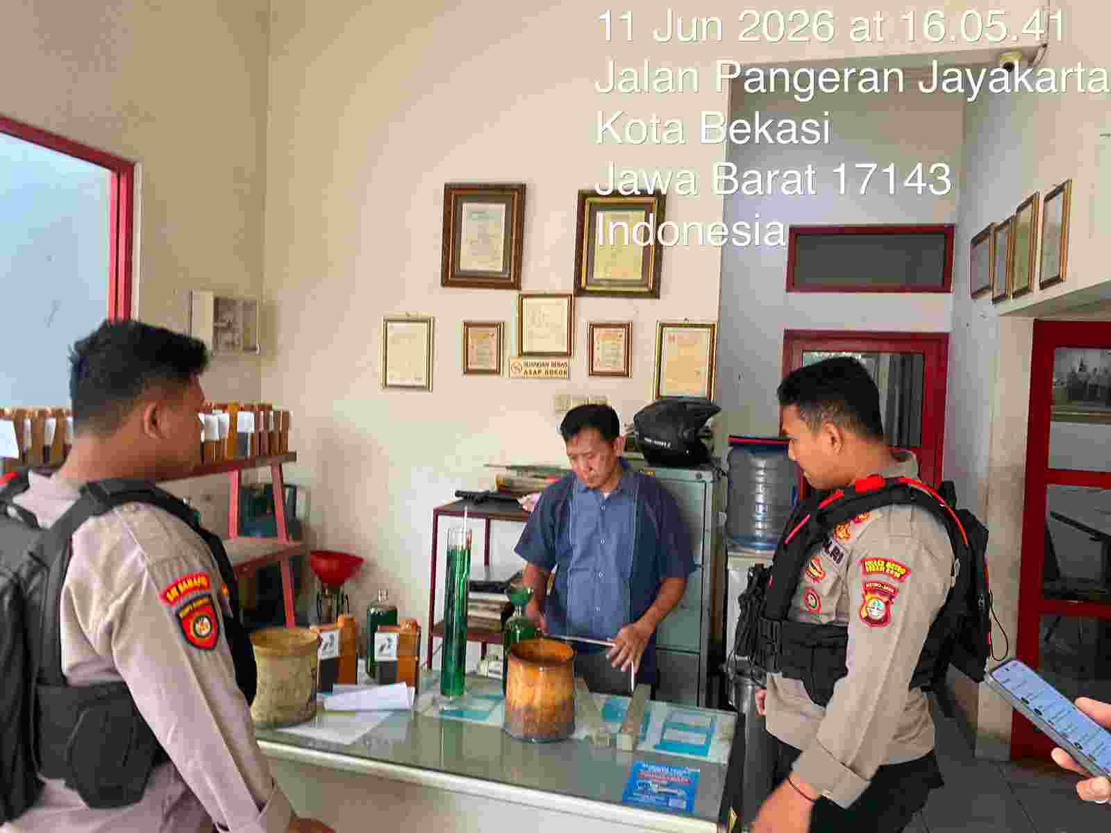 Antisipasi Gangguan Kamtibmas di SPBU, Tim Perintis Presisi Polres Metro Bekasi Kota Gelar ‘Jaga Bekasi On The Spot’
