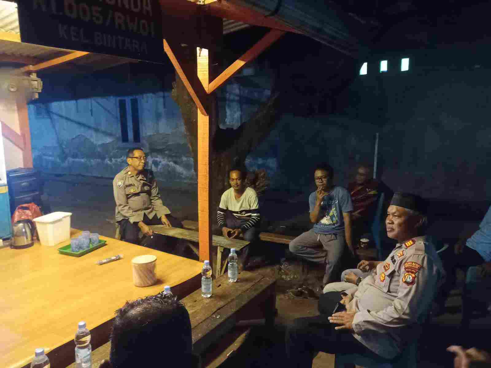 Kapolsek Bekasi Barat Ajak Warga Aktifkan Siskamling dan Cegah Tawuran Remaja Melalui Jakarta On The Spot