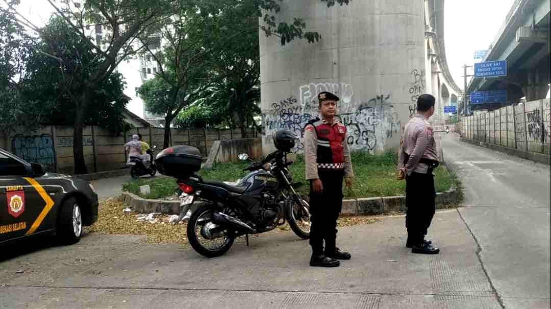 Polsek Bekasi Selatan Optimalkan Patroli dan Strong Point Pada Jam Rawan Lewat Program Jakarta On The Spot