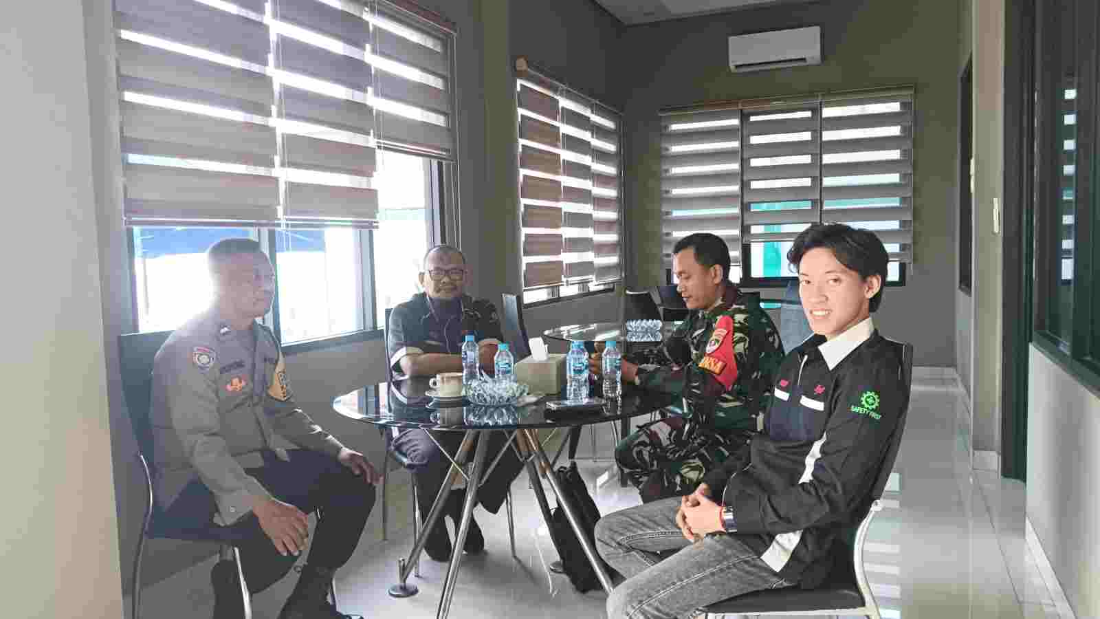 Jaga Jakarta On The Spot: Sinergitas TNI-Polri Monitoring Wilayah Padurenan