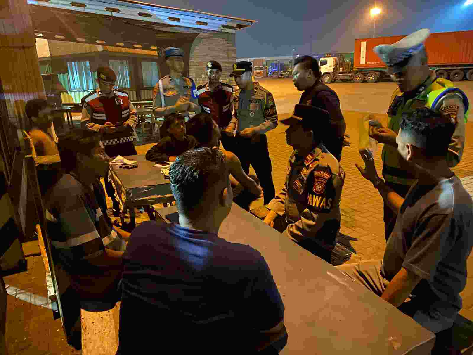 Patroli Cipta Kondisi Polres Pelabuhan Tanjung Priok Jaga Stabilitas Kamtibmas, Situasi Wilayah Tetap Aman dan Kondusif