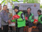 Polsek Kelapa Gading Tebar Kepedulian, 150 Nasi Kotak Dibagikan kepada Ojol dan Sabuk Kamtibmas Polsek Kelapa Gading Tebar Kepedulian, 150 Nasi Kotak Dibagikan kepada Ojol dan Sabuk Kamtibmas