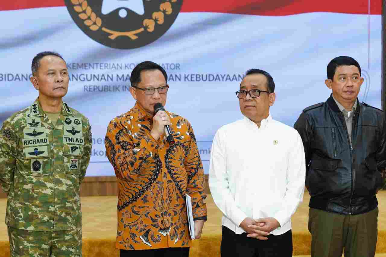 Wakil Ketua I Satgas PRR Letjen TNI Richard Tampubolon dampingi Ketua Satgas : Satgas PRR Minta K/L dan Pemda Tancap Gas Pemulihan Permanen