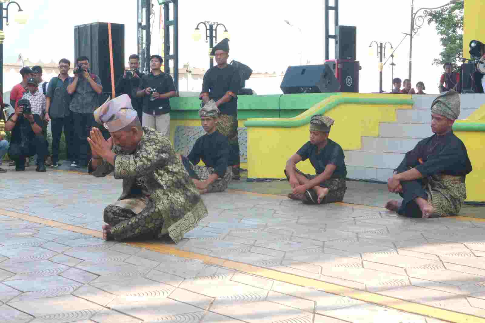Danlanal Bintan Wakili Dankodaeral IV Hadiri Penutupan Penyengat Heritage 2026